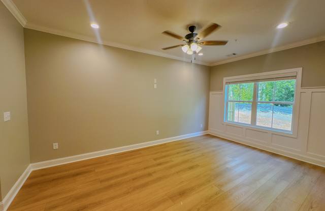 4089 Maranatha Lane - A Gallery 2