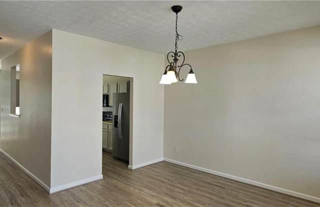 3060 Kentmere Drive Gallery 3