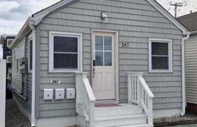 247 Sherman Avenue photos photos