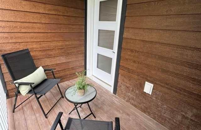 145 Renet Path Gallery 2