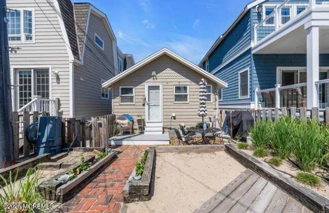 158 1st Avenue photos photos