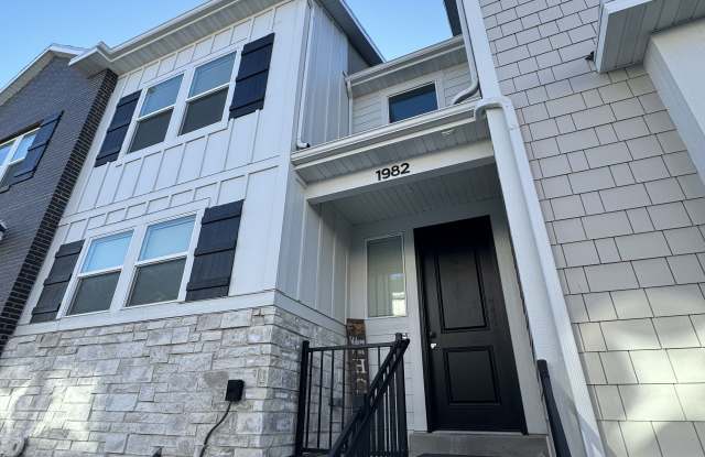 1982 N 3900 W photos photos