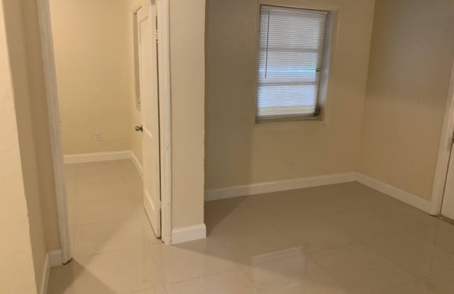 480 Northeast 162nd Street - 480 photos photos