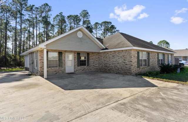 904 Combel Street - 904 Combel Street, Waveland, MS 39576 904 Combel Street - 904 Combel Street, Waveland, MS 39576