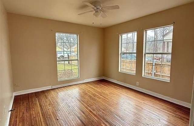 5806 Churchill Avenue Gallery 3