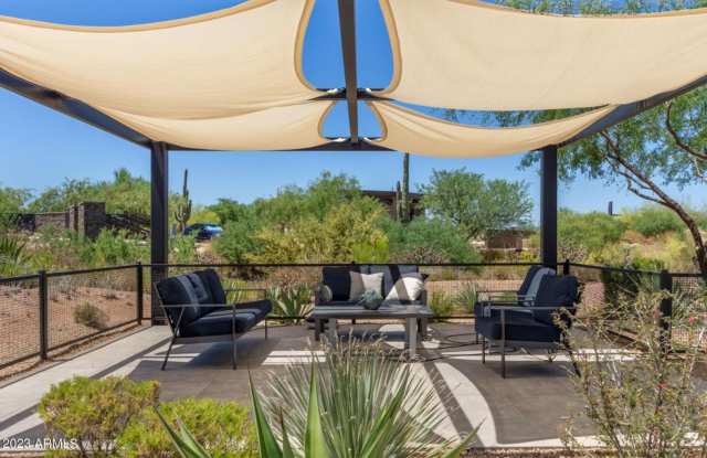 Remodeled 2 bedroom 2 bath at the Venu! Gallery 4