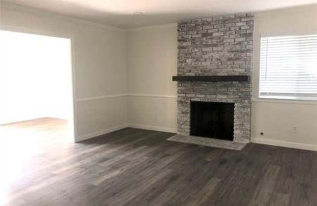 526 Los Altos Avenue Gallery 2