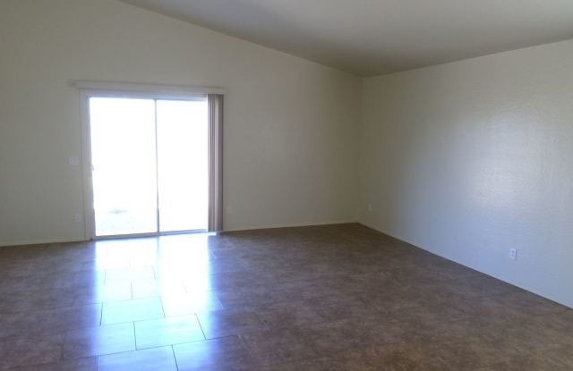 2912 West Grenadine Road Gallery 2