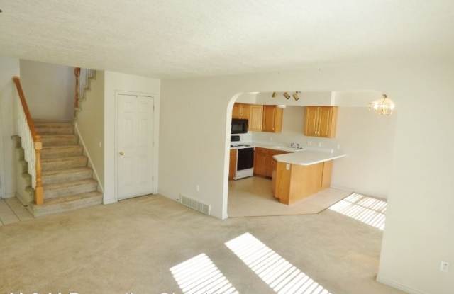 748 E Village Way North Gallery 4