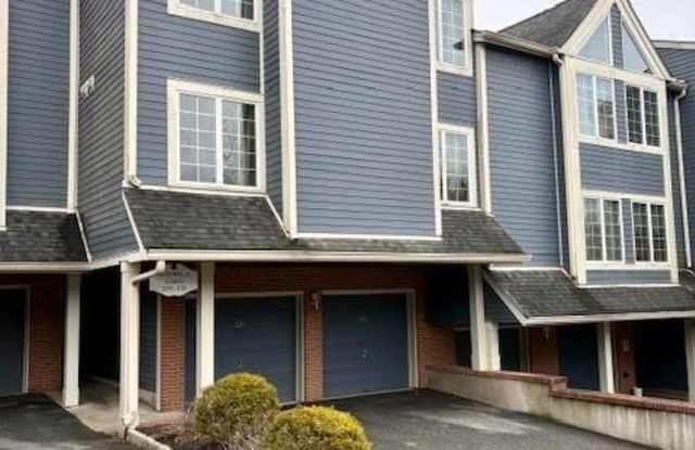 231 Cambridge Drive photos photos