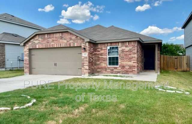 317 Riverdale Dr photos photos