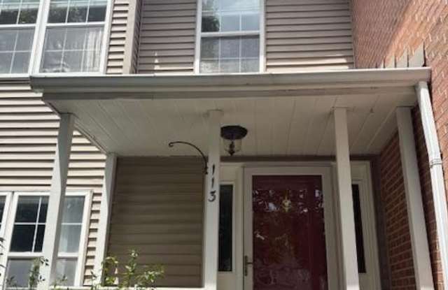 113 BLACKFRIARS CIRCLE photos photos