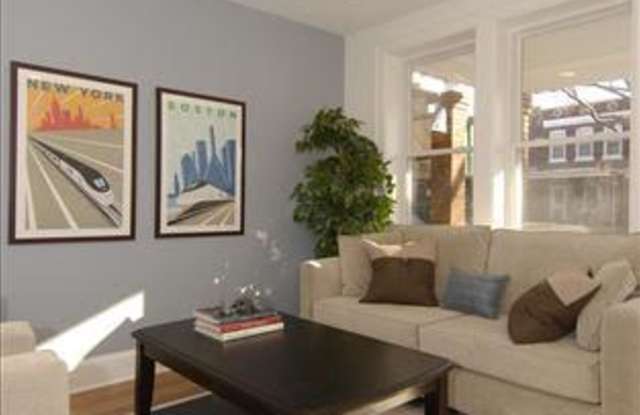 524 23RD PLACE NE Gallery 2