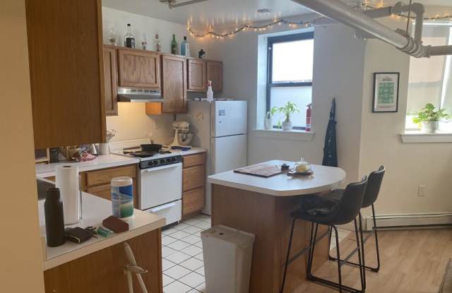 1127 Commonwealth Ave. Gallery 2