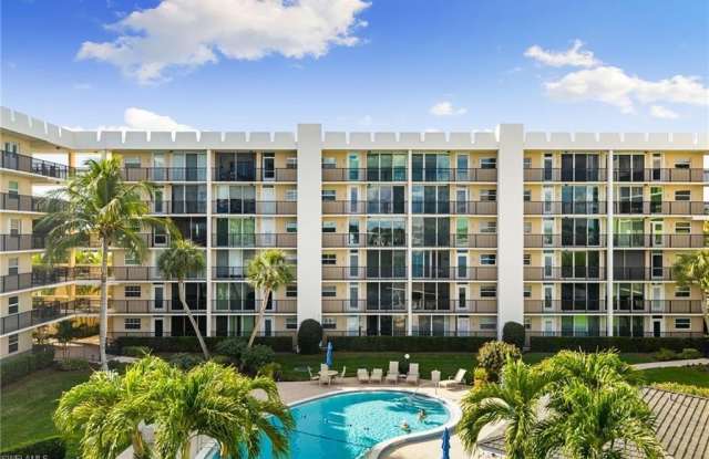 3500 Gulf Shore Blvd N photos photos