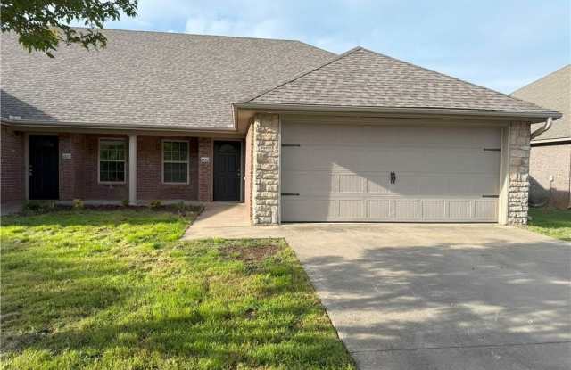 3509 Deerfield  BLVD Unit #2 photos photos