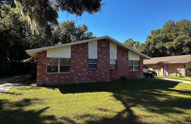 838 E INDIANA AVENUE - 838 East Indiana Avenue, DeLand, FL 32724 838 E INDIANA AVENUE - 838 East Indiana Avenue, DeLand, FL 32724