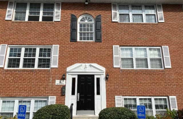 818 SOUTH AVE - 818 South Avenue, Delaware County, PA 19018