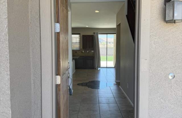15485 W Montecito Avenue Gallery 2