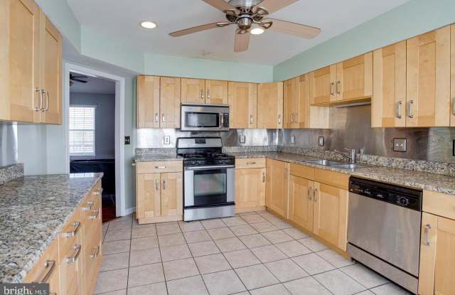 14319 RADDOCK CT Gallery 2