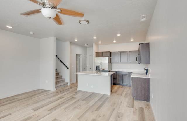 Near Everywhere You Want To Be! Ambleside Townhomes! - 11386 West Knightsbridge Court, Boise, ID 83713