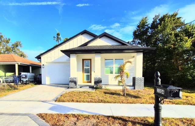 3304 E North Bay St photos photos