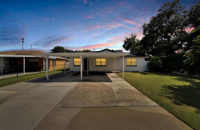 Perfect Location in Tampa! Pet friendly! - 3418 West Union Street, Tampa, FL 33607