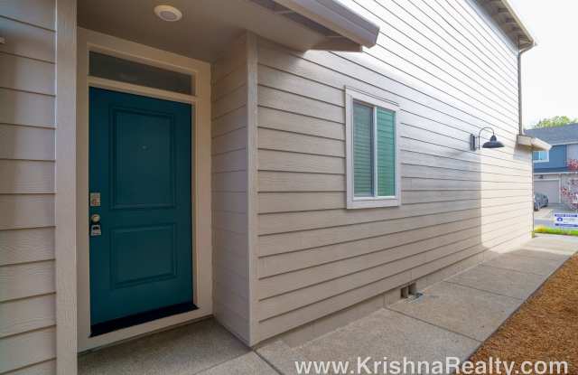 Beautiful One-Year-Old NEW CONSTRUCTION 4 Bedroom 2.5 Bath Single Family Home For Rent Gallery 4