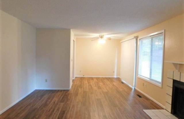 3Bd/2Ba Single Story Home - Available Soon! Gallery 3
