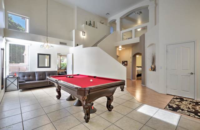 680 W MINTON Drive Gallery 2