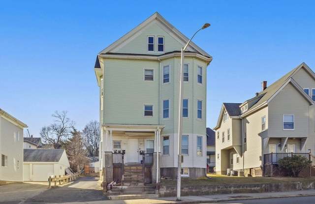 403 Ferry Street unit: 2 photos photos