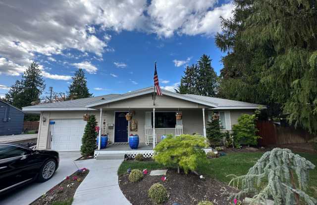 Stunning Furnished Home in Wenatchee! - 1138 Jefferson Street, Wenatchee, WA 98801