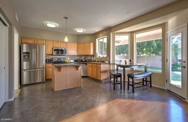680 W MINTON Drive Gallery 3