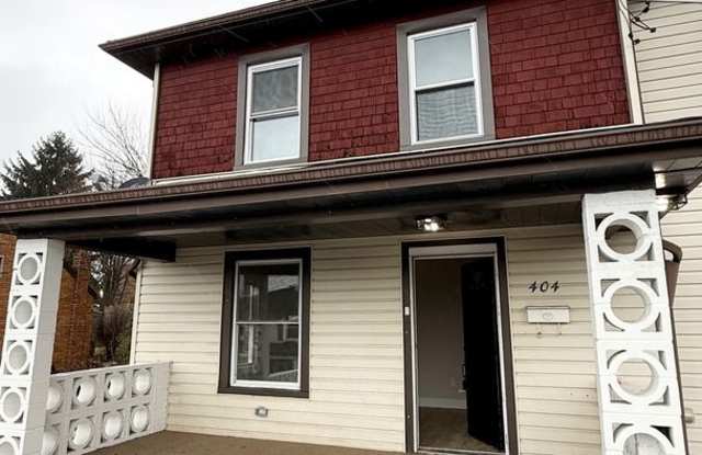 Newly Remodeled 3 Bedroom in Overbrook- Garage and Central AC!! photos photos