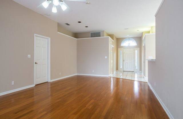 1281 Crown Point Gallery 2