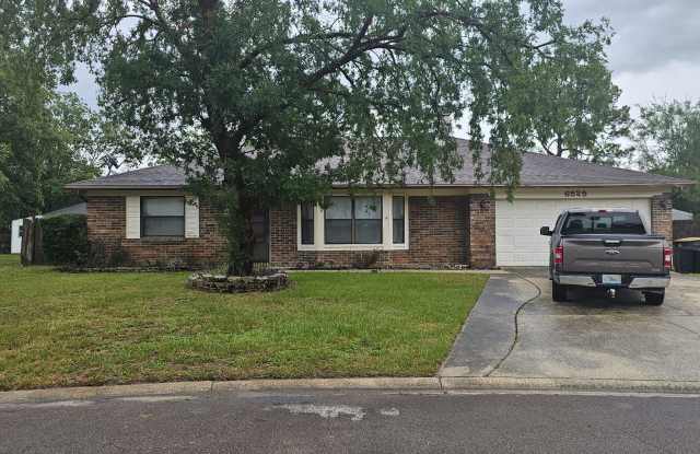 6523 Diamond Leaf Court South Gallery 1