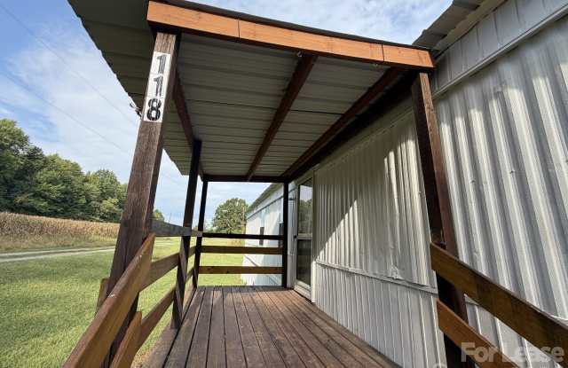 118 Ricks Lane Gallery 2