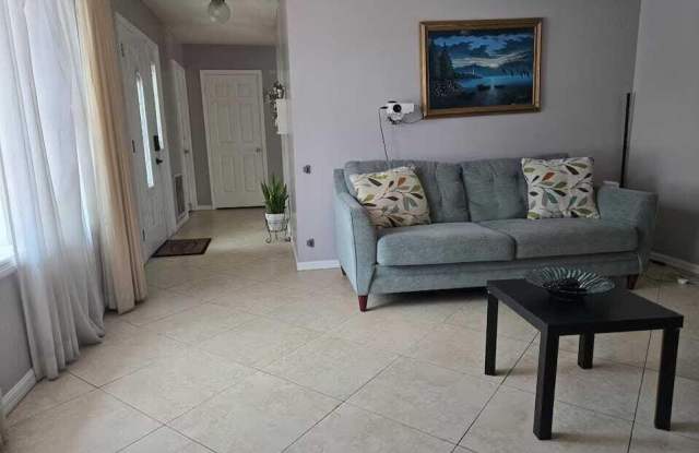 122 Riomar Drive Gallery 4