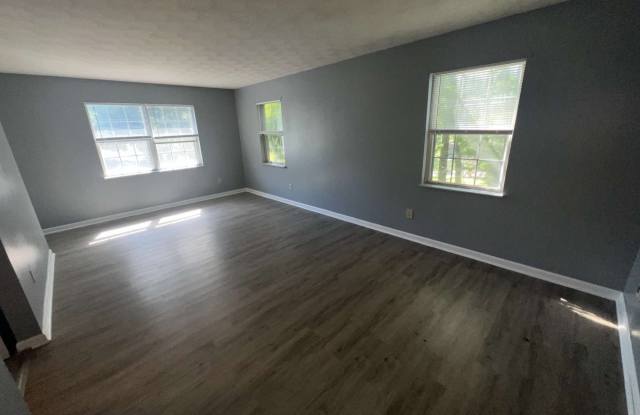1310 Millerwood Court Gallery 3