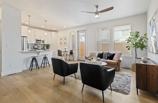 10958 West Lavonne Lane Gallery 4