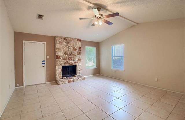 7702 Banpass LN Gallery 3
