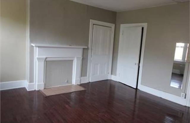 Beautiful Townhome on Quiet Street in the Heart of the War Streets available August 1st! photos photos