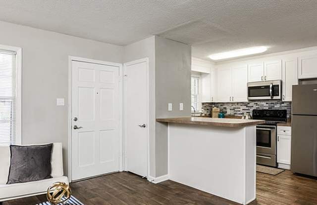 The Cove Apartment Homes Gallery 2