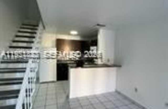 3901 SW 109th Ave photos photos