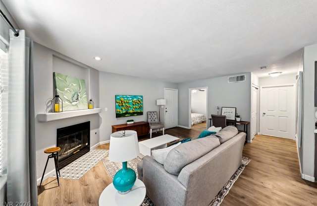 700 Capri Drive Gallery 4