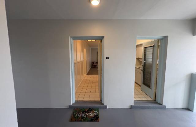 1050 E Sample Road photos photos