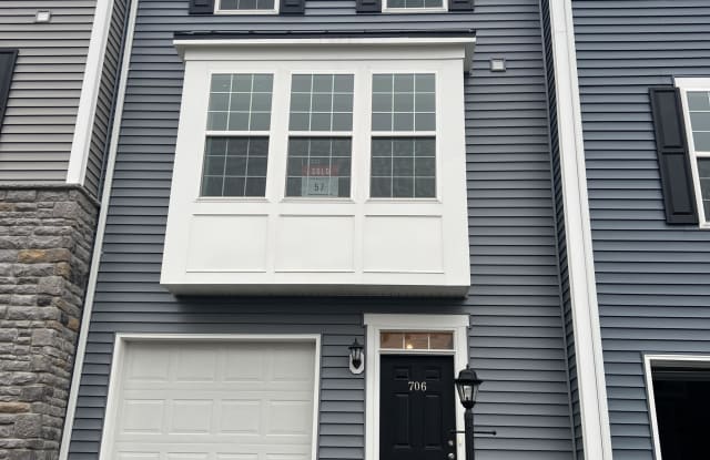 706 Mulligan Court photos photos