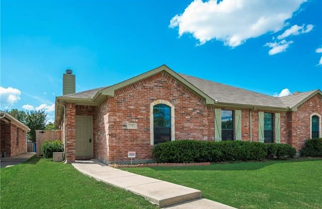 1751 Preston On The Lake Boulevard - 1751 Preston on the Lake Boulevard, Little Elm, TX 75068