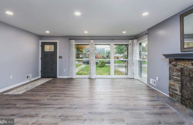 2908 W STRATHMORE AVENUE Gallery 4