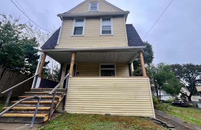 5 Bedroom house on Binghamton's West Side Gallery 1